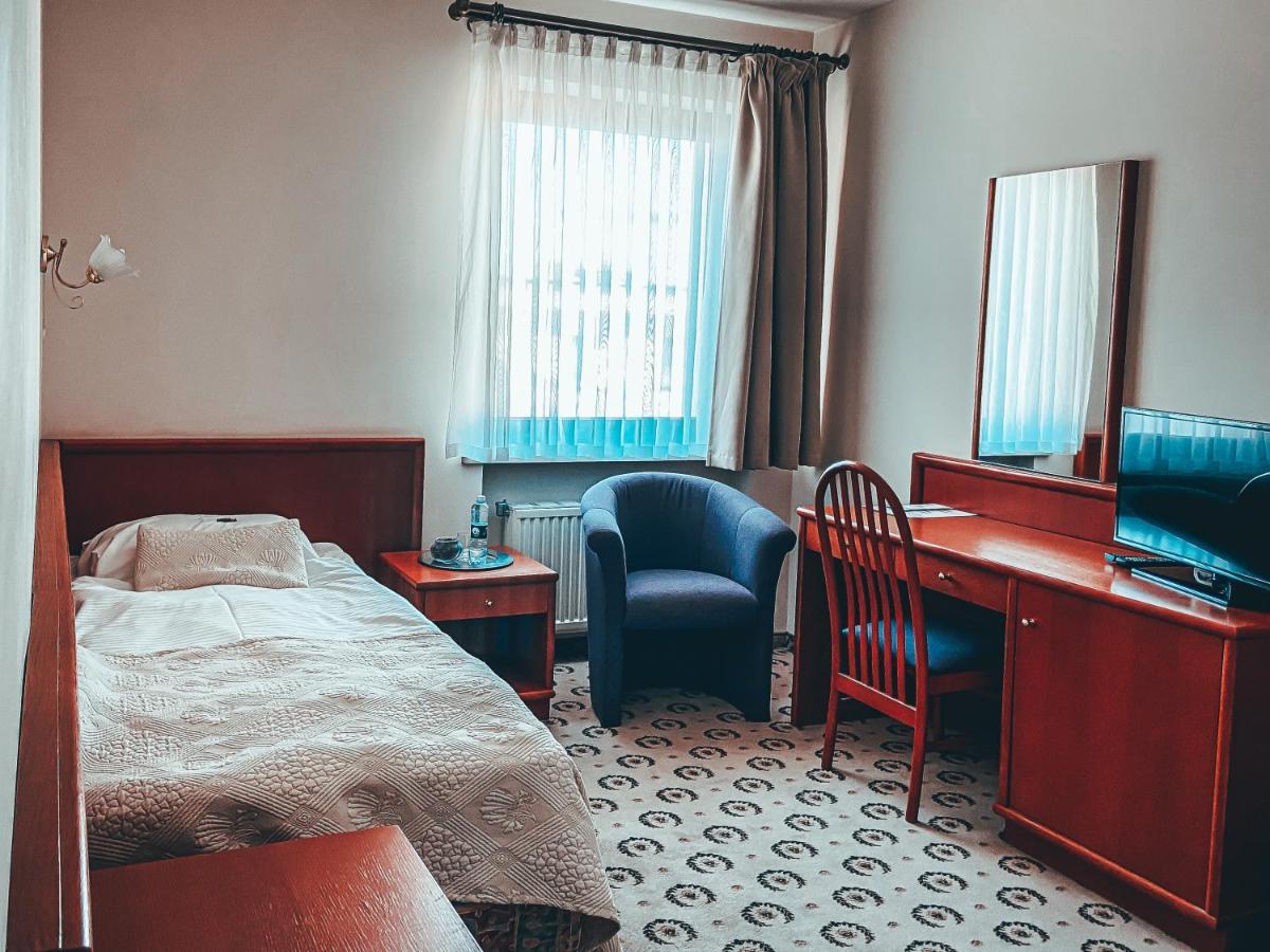 Astoria Bed & Breakfast Swarzędz Eksteriør billede