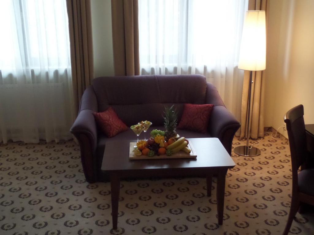 Astoria Bed & Breakfast Swarzędz Eksteriør billede